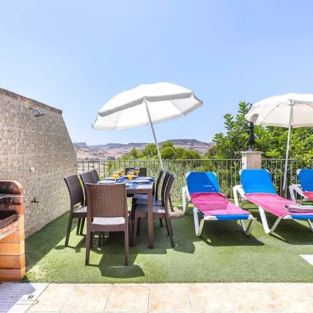 Ta Guljetta 4 Bedroom With Private Pool * Marsalforn